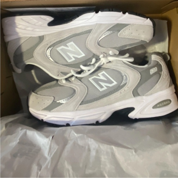 New Balance Shoes - New Balance Gray and White Retro Running Sneakers